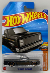 Hot Wheels 83 Chevy Silverado
