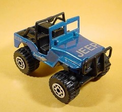 MATCHBOX COLLECTORS CHOICE # 18 BLUE JEEP EAGLE 4X4 MB 5-D13