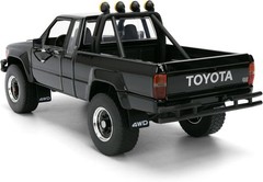 Jada 1:24 1985 Toyota SR5 Pickup and Marty’s Skateboard Back To The Future 36479