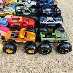 Hot Wheels Monster Jam Lot of 25 – 1:64 Monster Trucks Grave Digger Batman