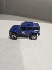 2007 Mattel MB677 1-70 Outdoor Sportsman Jeep Rescue Concept Blue