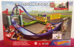 Hot Wheels MarioKart Circuit Slam Mattel Nintendo Track Set & MarioKart Car_New