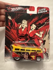 Hot Wheels Pop Culture Flash Gordon VW Volkswagen T1 Drag Bus