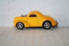 1941 WILLYS COUPE GASSER CAR DIECAST-1/64-GOOD-YELLOW-LOOSE-JOHNNY LIGHTNING