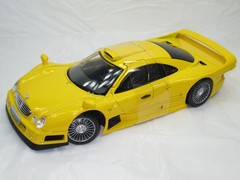 MERCEDES -BENZ AMG CLK-GTR STREET VERSION YELLOW 1:18 NEWIN BOX.