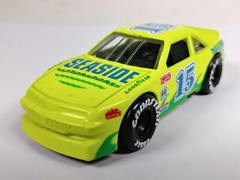 Pontiac Grand Prix Stock Car Matchbox 1993 1-75 #35 Lemon Yellow 1:67 Loose