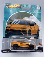 Hot Wheels Premium 2022 Car Culture Q Case Auto Strasse 10 Pieces