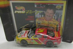 Hot Wheels 1997 Pro Racing Terry Labonte #5 Kellogg’s