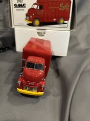 First Gear 1952 GMC STROH’S BEER Insulated VAN / TRUCK 1:34 – NEW