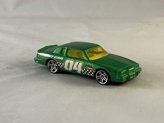 Hot Wheels 1984 Pontiac Grand Prix 2010 Movie Stunts Green PR5s