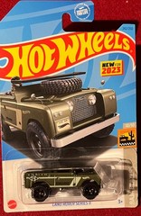 HOT WHEELS BAJA BLAZERS LAND ROVER SERIES II GREEN 242/250. SEE COMBINED OFFERS!