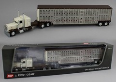 DCP 1:64 *CREAM & BROWN* Peterbilt 389 48″ Flattop w/WILSON LIVESTOCK TRAILER