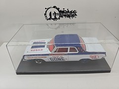 HIGHWAY 61 1964 DODGE 330 SUPERSTOCK CAR 426 HEMI 1:18 COLOR ME GONE II DIECAST