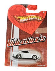 2008 Hot Wheels Valentine’s Day Target Exclusive Porsche 959 White w/Chrome 5sp
