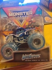 2025 Monster Jam Series 40 Megalodon Collide-A-Scope – Free Shipping