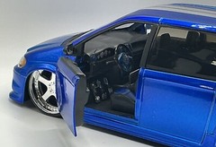 Chrysler Town & Country CAND BLUE – Jada Dub City 1:24 Scale Die-cast “MAYA”