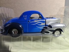 Racing Champions 1:24 Hot Rod 1941 WILLYS COUPE F/C-10, Blue and silver.