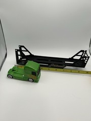 Motor Max Transport Truck, Semi Car Hauler, 1/64++, Plastic Diecast. #76542 D4