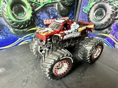Hot Wheels Monster Jam Truck 1/64 Diecast Metal Spectraflames Krazy Train Crazy