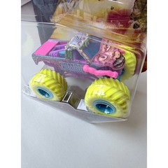 Monster Jam Zombie Cyberflare Series 45 Monster Truck 1:64 Scale Die-Cast New