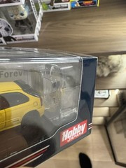 Hobby JAPAN 1:64 1997 Honda Civic Type R EK9 yellow with engine