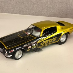 AUTO WORLD – LEGENDS OF THE 1/4 MILE – JEG’S 1970s CHEVY CAMARO- 1/18 (811)