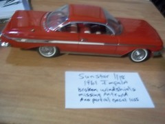 Sun Star 1:18 1961 Chevrolet Impala SS 409 Red Diecast Car