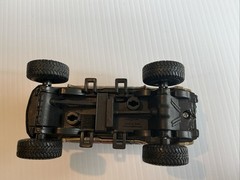 Maisto Rebels 4 X 4 2019 Chevy Silverado 271 Tan 25205 1/52 Scale