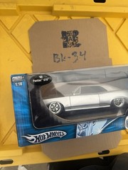Pontiac GTO 1966 Hotwheels 100 Limited Edition 1/18 Silver West Coast