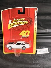 Johnny Lightning 72 1972 Chevy Vega Pro Stock 40 Years Release 6 Car White