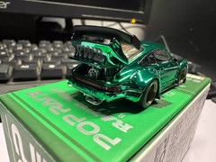 CHASE Pop Race HEC 1/64 Porsche 930 RWB Green Chrome Diecast Display Model