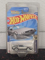 Hot Wheels HW Screen Time 8/10 Back To The Future Time Machine 167/250 Silver