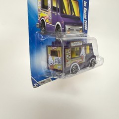 Hot Wheels City Works ’09 Ice Cream Truck