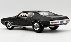 1970 PONTIAC GTO RAM AIR IV 1:18 MAIN STREET CAR BLACK CRAGAR ACME A1801229 GMP