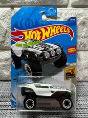 Hot Wheels Baja Blazers 9/10 Hyper Rocker 29/250 Special Feature White