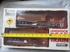 HIGHWAY REPLICAS 1:64 LIVESTOCK ROAD TRAIN CATTLE TRUCK, 12010, TANAMI