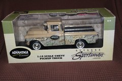 Vintage Chevy Pickup Truck 1:18 Scale Ertl Collectibles 2001 Team Realtree NIB