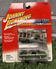 Johnny Lightning Muscle Cars USA ‘68 Mercury Cougar 1:64 Die-Cast Metal