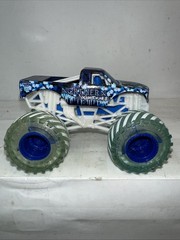 Monster Jam Fire & Ice Northern Nightmare Truck Walmart Exclusive Spin Master
