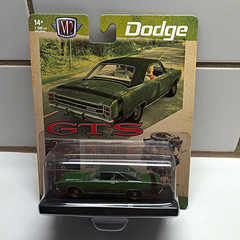 M2 Machines Auto-Drivers 1/64 1969 Dodge Dart GTS 383 Green Diecast Unopened