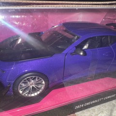 Pink Slips 2024 Chevrolet Camaro ZL1 1LE Autumn Spooner 1:24 Scale Diecast Jada
