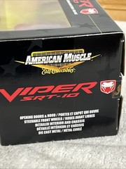 ERTL American Muscle Dodge Viper SRT-10 Convertible Diecast Red 1/18 Scale 2002