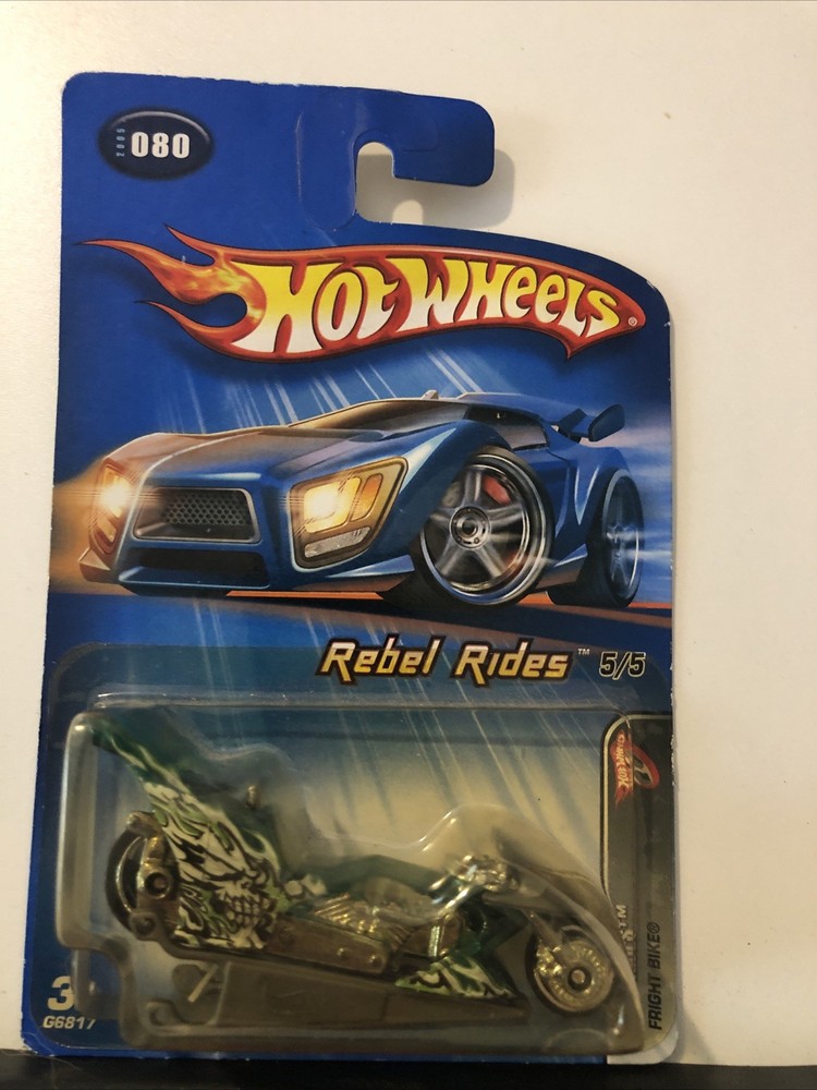 2005 Hot Wheels Rebel Rides 5/5 Fright Bike #80 Drag Bike Stand Green
