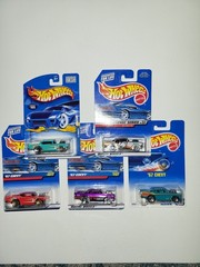Five 1957 Chevys Metal Toy Car Replicas Red Purple Blue Green Gray 2 Door Hotrod