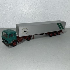 E9001 NZG Mercedes Benz Truck #187 1/50 Scale Diecast TRUCK