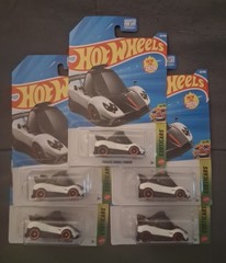 Super Rare!!! (5) Hot Wheels Exotic Cars Pagani Zonda Cinque Toon Diecast 2026