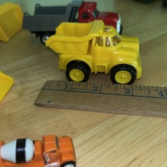 Construction Vehicles Lot Of 5 Plastic Cat Trucks Yellow, Dump Truck Sh60