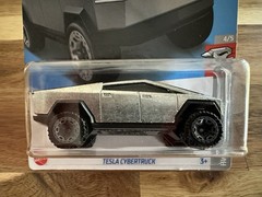 NEW 2024 Hot Wheels TESLA CYBERTRUCK Rolling Metal Series RARE EV ZAMAC Style