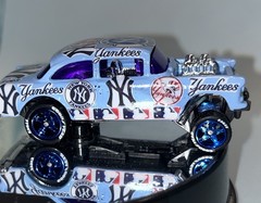 “Custom Made” Hot wheels New York Yankees Custom 55 Chevy Gasser Real Riders