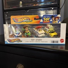 2025 Hot Wheels Racer Verse 4 Pack Toy Story Woody Buzz Jessie Space Alien